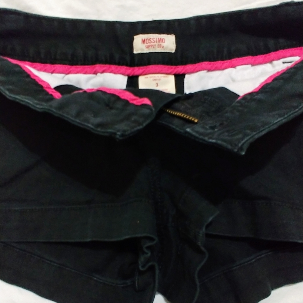 MOSSIMO SUPPLY COMPANY SHORT SHORTS